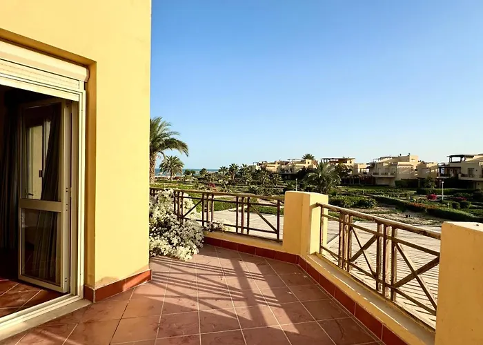 Luxury 5br With Sea View & Garden In Einbay Ain Sukhna