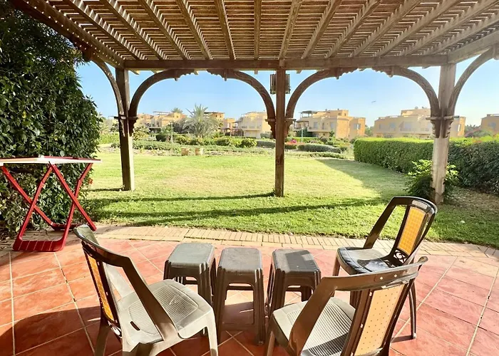 Luxury 5br With Sea View & Garden In Einbay * Ain Sukhna