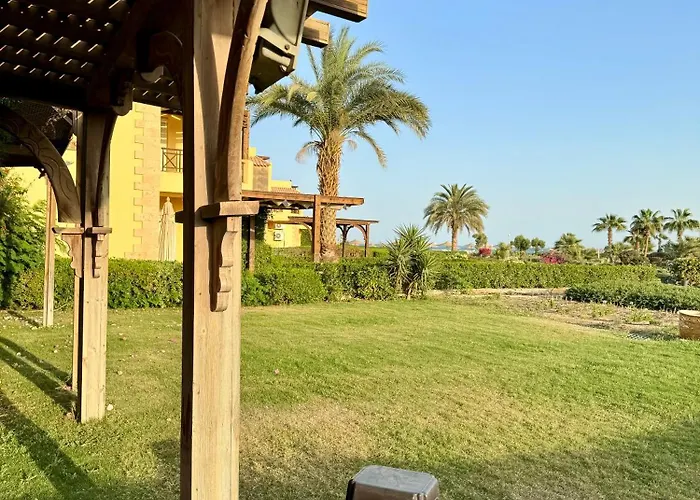 Luxury 5br With Sea View & Garden In Einbay Villa Ain Sukhna